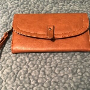 Elegant Tan Women's Clutch